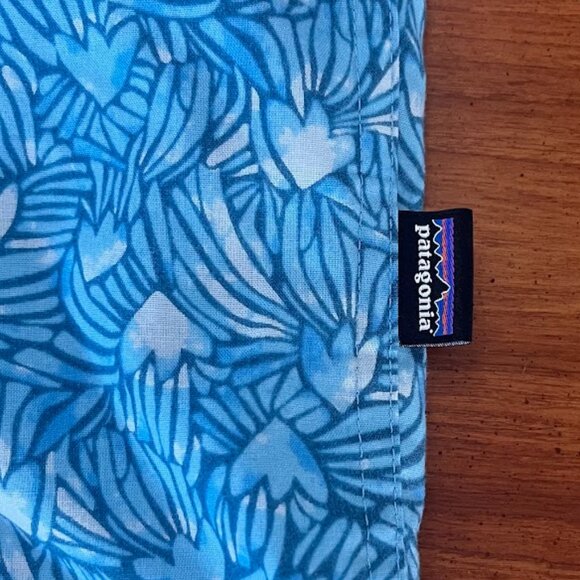 🌊 Patagonia Men’s Go To Shirt — Block Party Lago Blue (M) - Picture 5 of 10